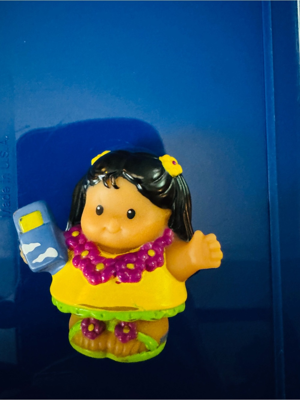 Yellow Hula Girl Figurine Kids Toy with Pink Lei